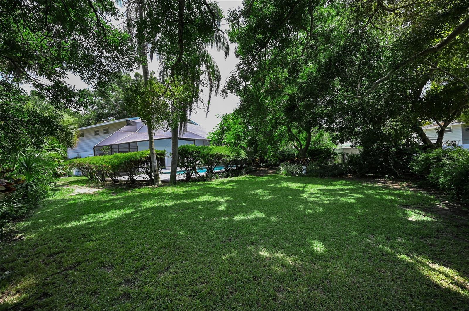 WHISPERING PINES FOREST 4TH ADD - Residential