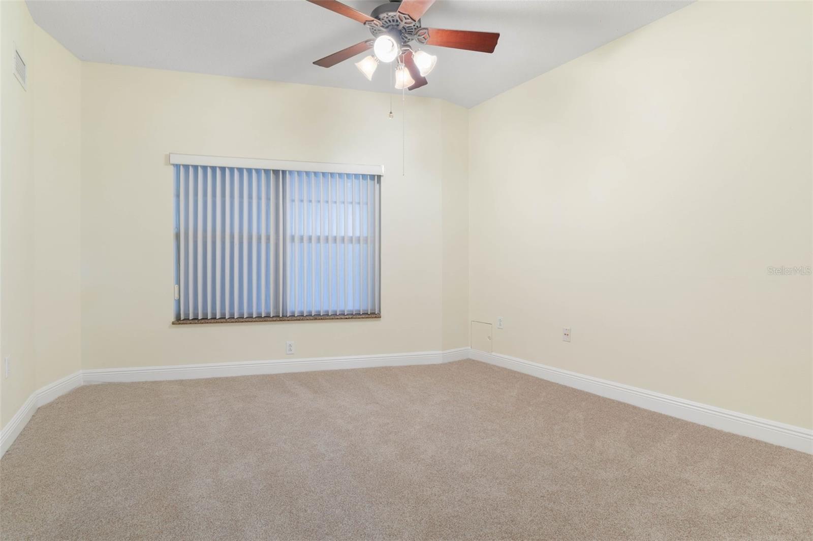PALM COAST RESIDENCE PH 1 BLDG E - Residential