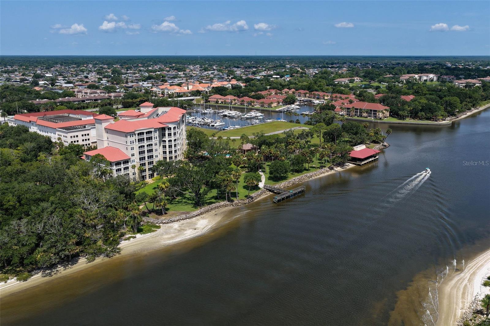 PALM COAST RESIDENCE PH 1 BLDG E - Residential