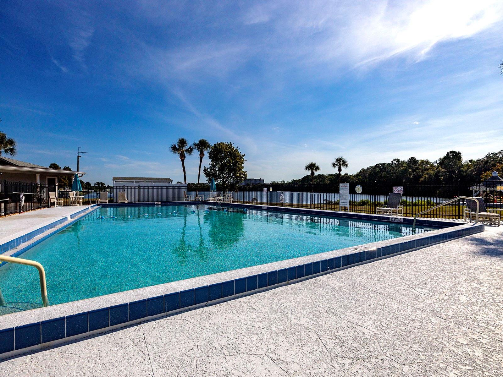 TAVARES LAKE FRANCES ESTATES - Residential