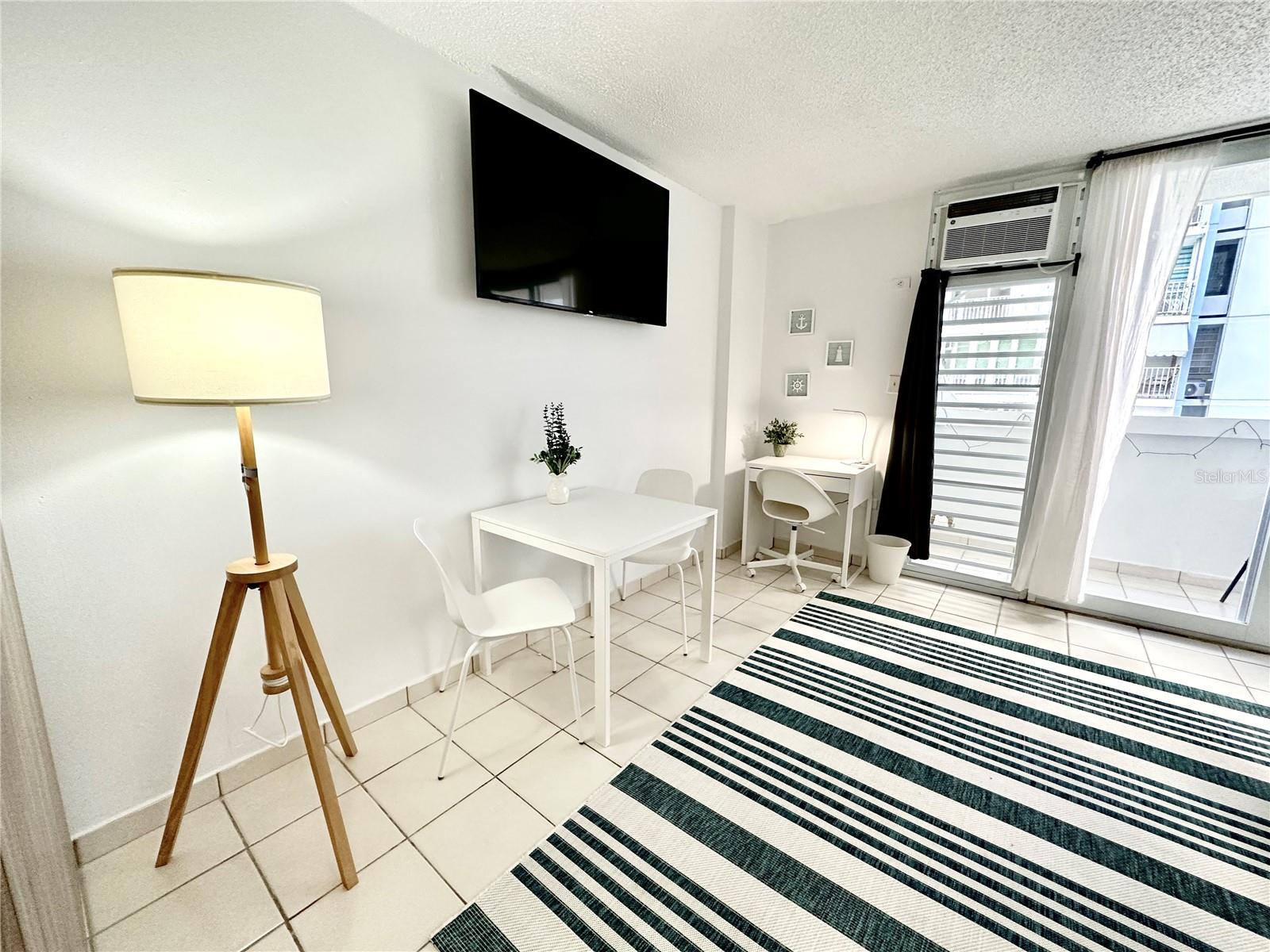 COND. SAINT TROPEZ - Residential