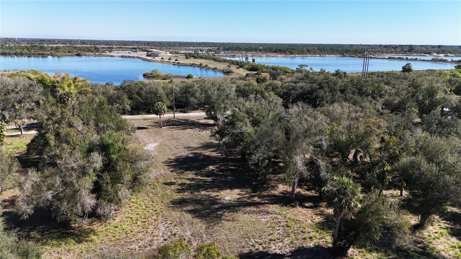 ACREAGE - Land