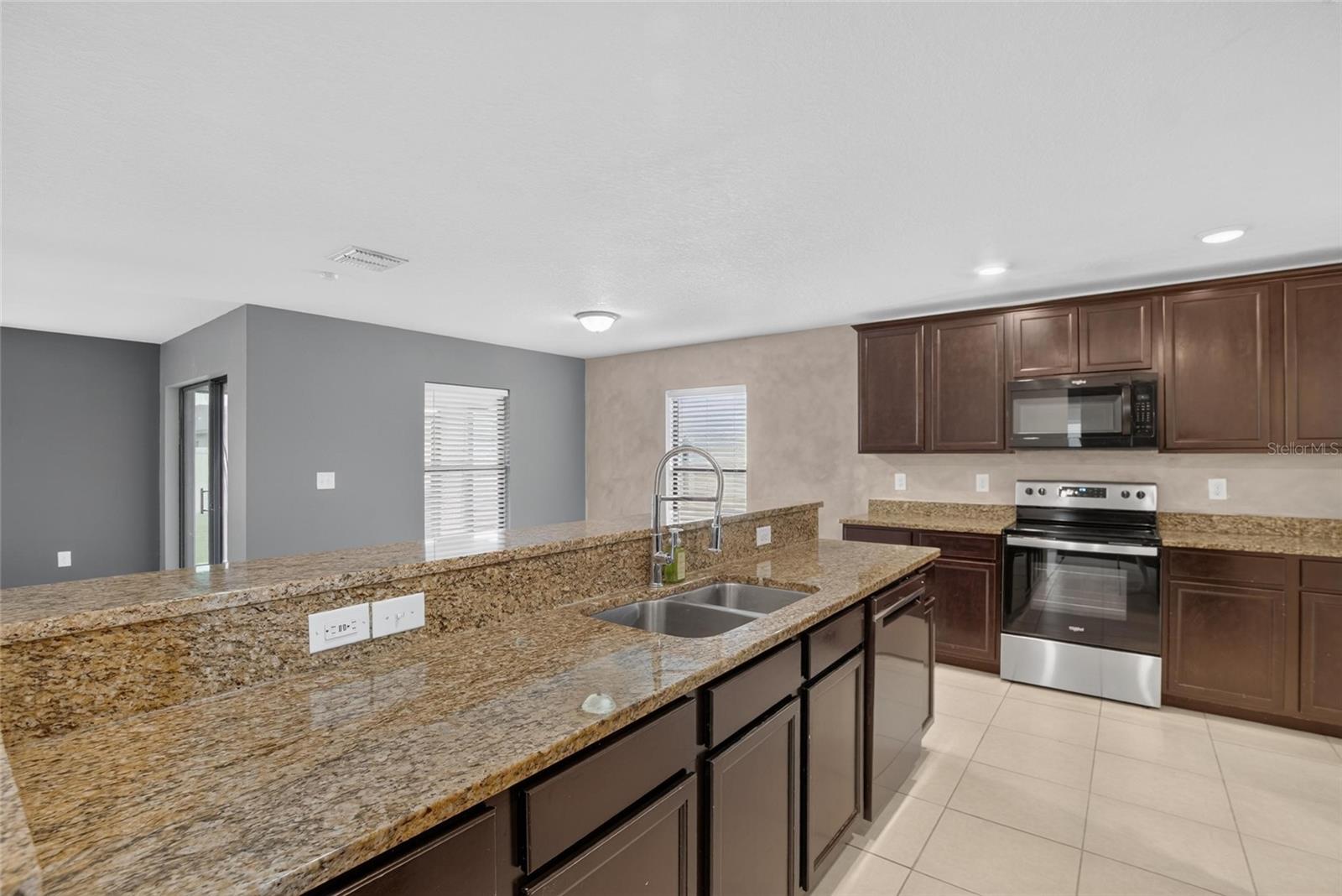 WYNNMERE WEST PH 2 & 3 - Residential Lease