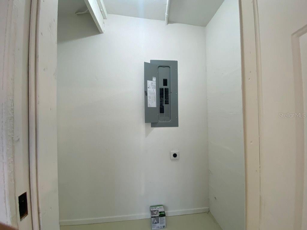 PORT CHARLOTTE SEC 033 - Residential Lease