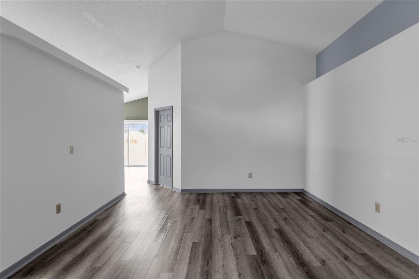 FLORIDA PINES - Residential