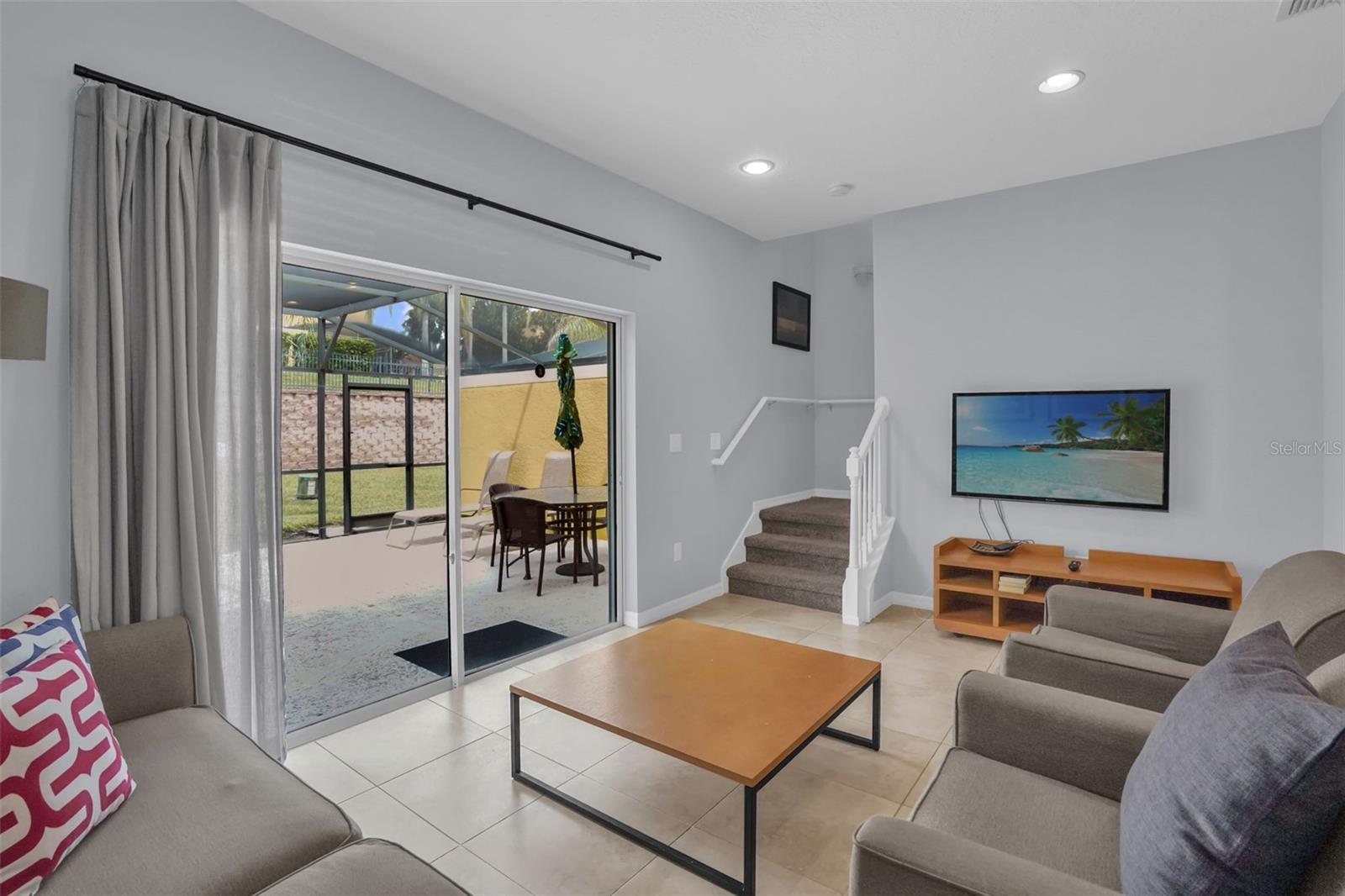 ENCANTADA PH 2 - Residential