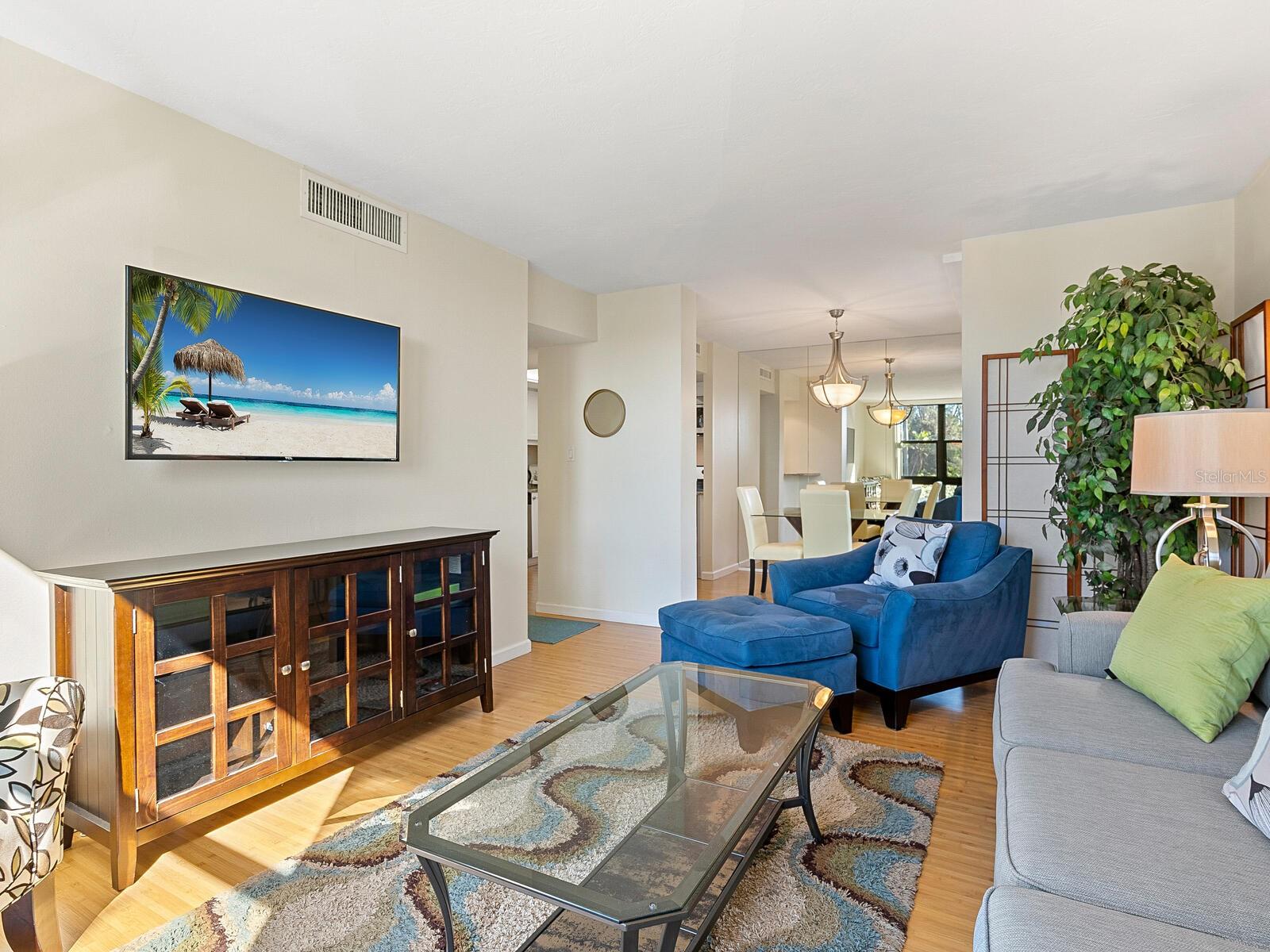 SANDY COVE - Residential