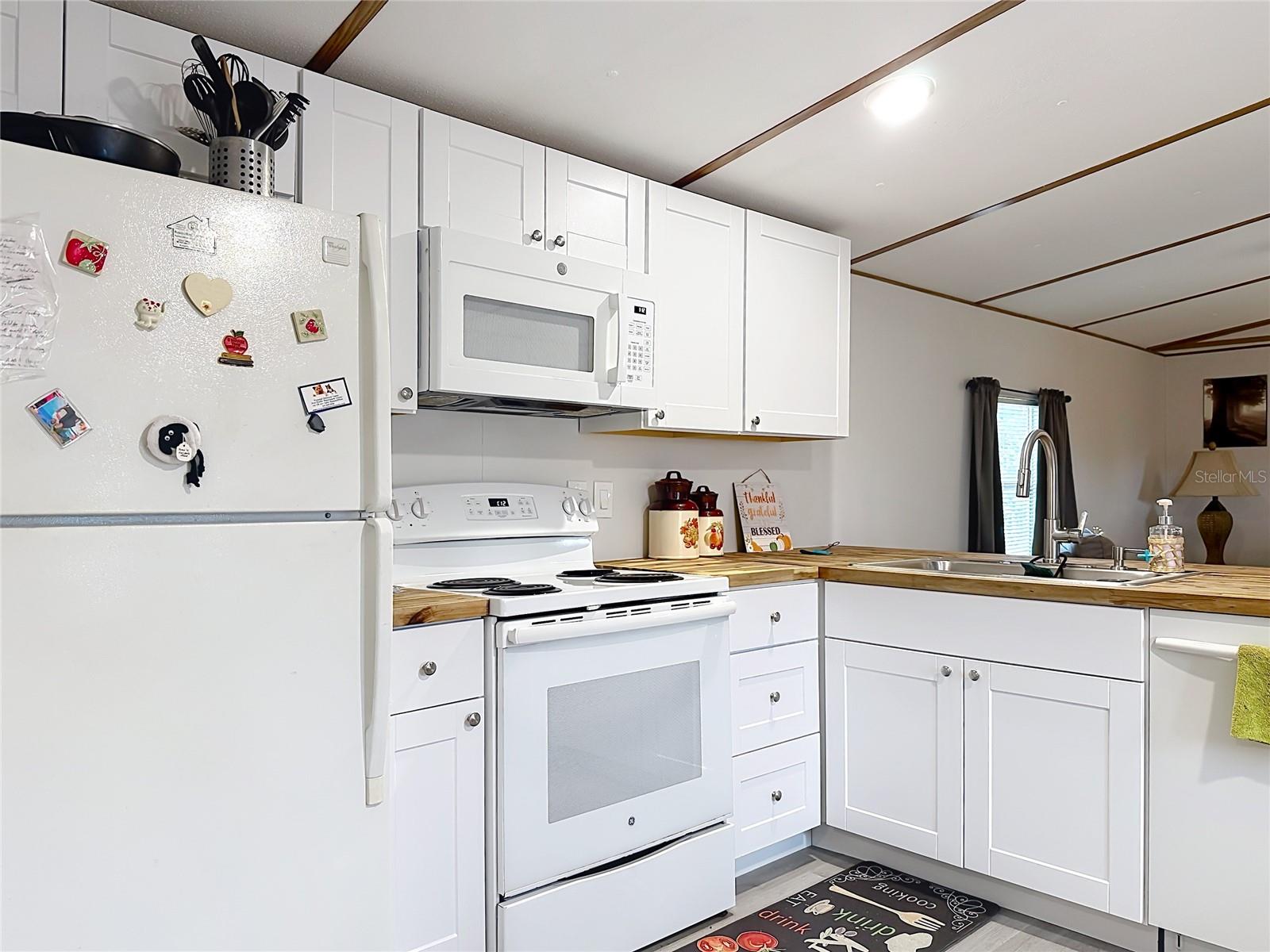 PHASE/MONTGOMERY ACRES - Residential