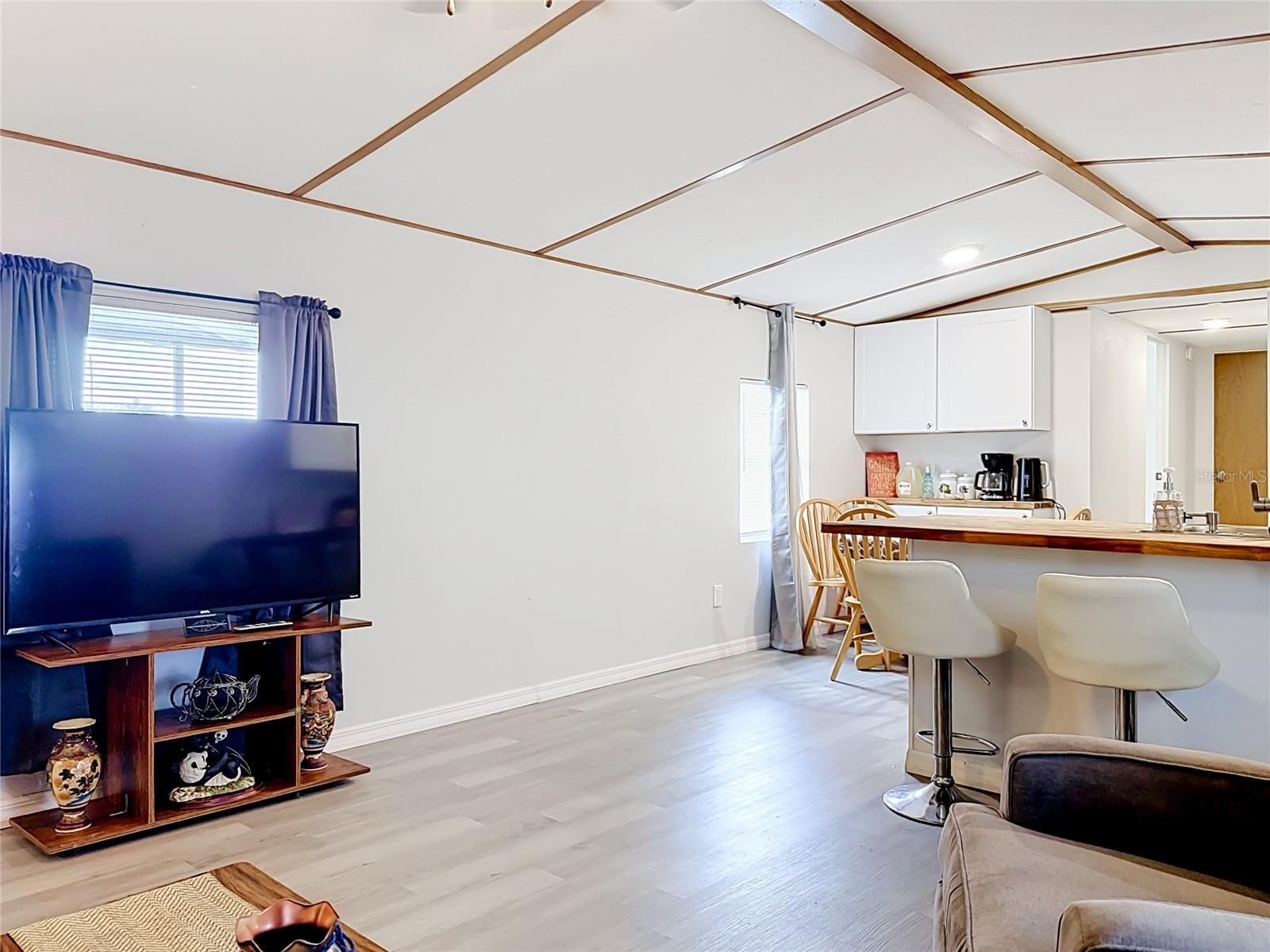 PHASE/MONTGOMERY ACRES - Residential