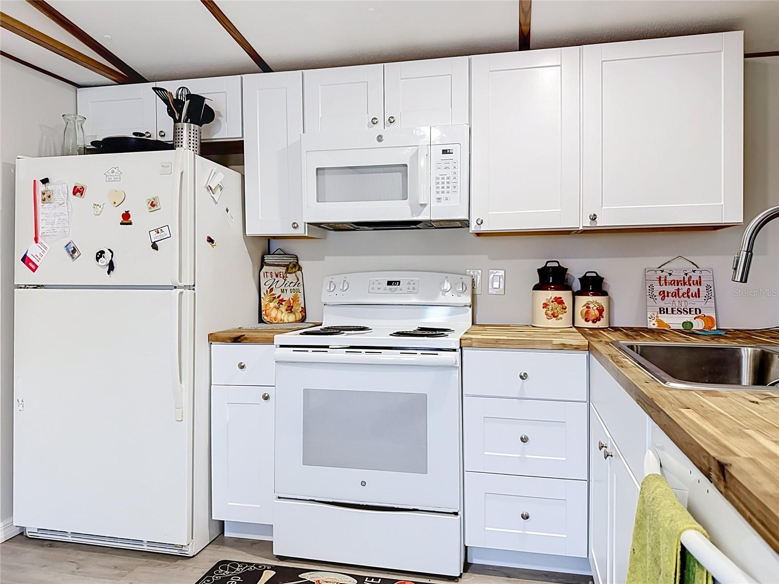 PHASE/MONTGOMERY ACRES - Residential