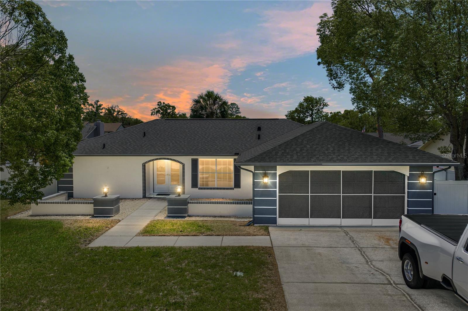 THE HEATHER PHASE VI - Residential