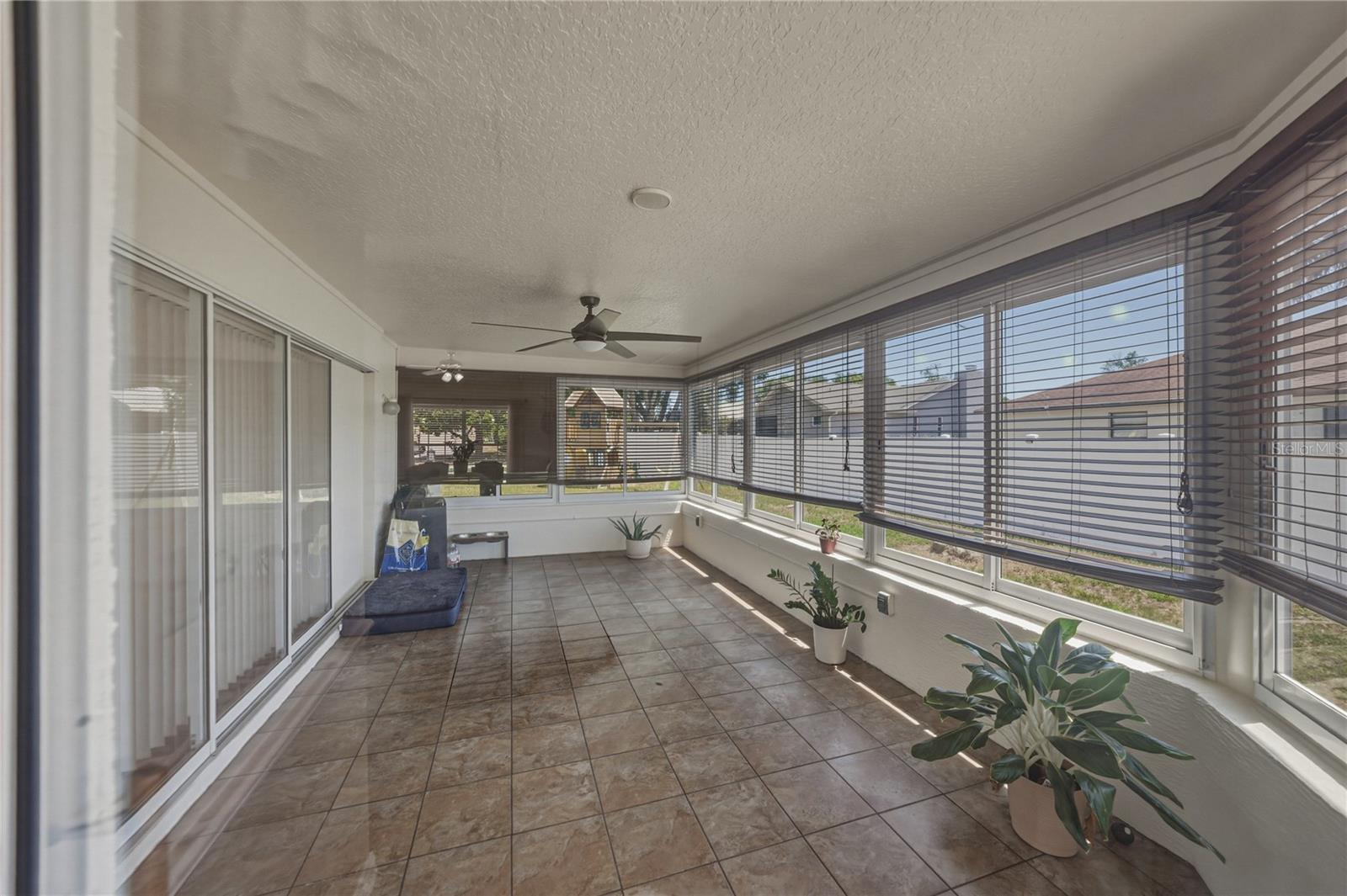 THE HEATHER PHASE VI - Residential