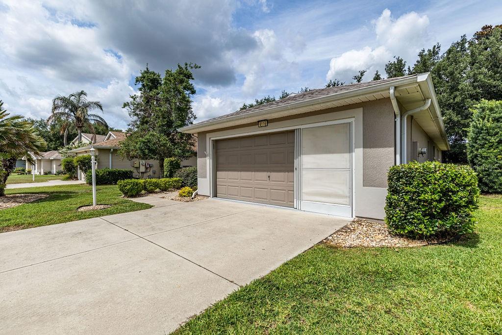 TAVARES ROYAL HARBOR PH 02 LT 179 - Residential