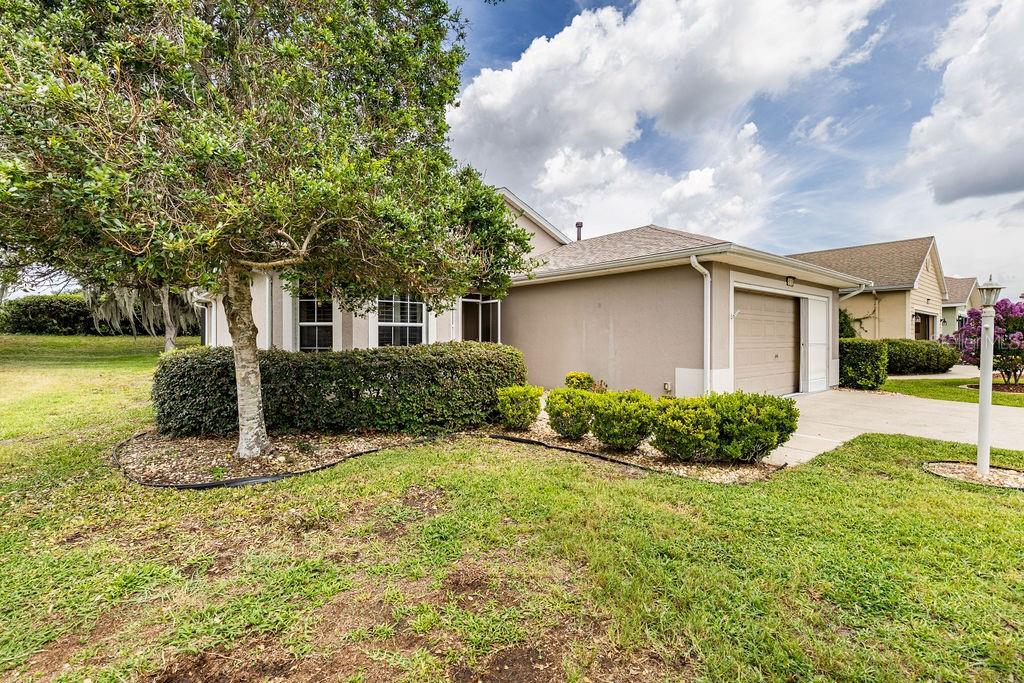 TAVARES ROYAL HARBOR PH 02 LT 179 - Residential