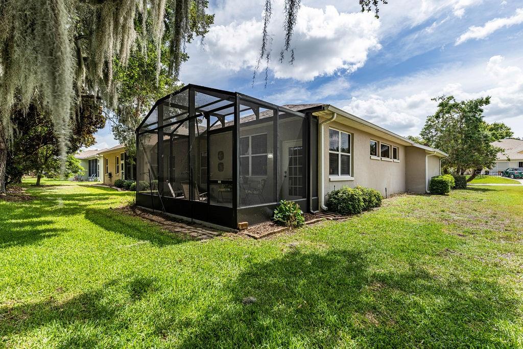 TAVARES ROYAL HARBOR PH 02 LT 179 - Residential
