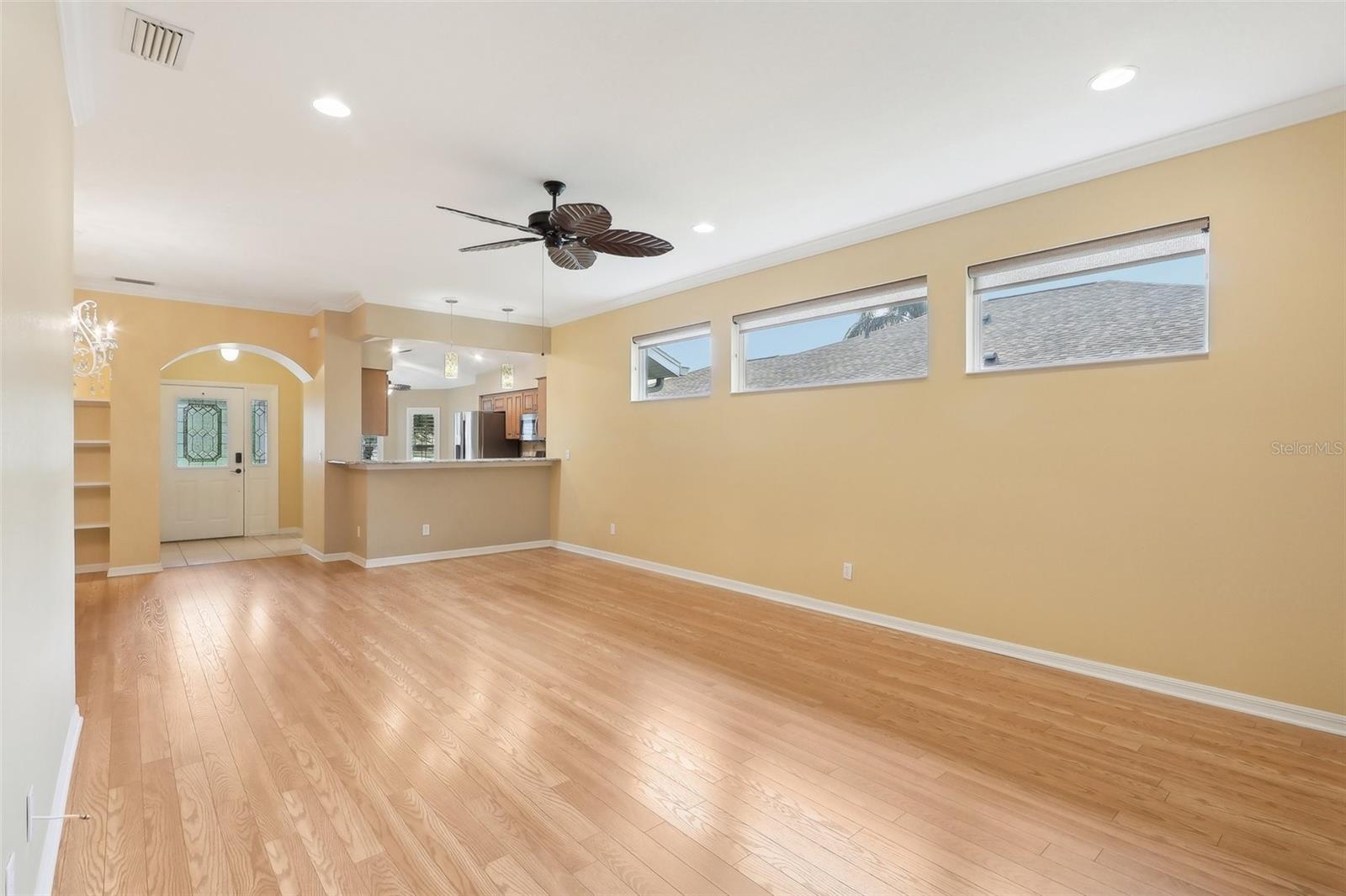 TAVARES ROYAL HARBOR PH 02 LT 179 - Residential