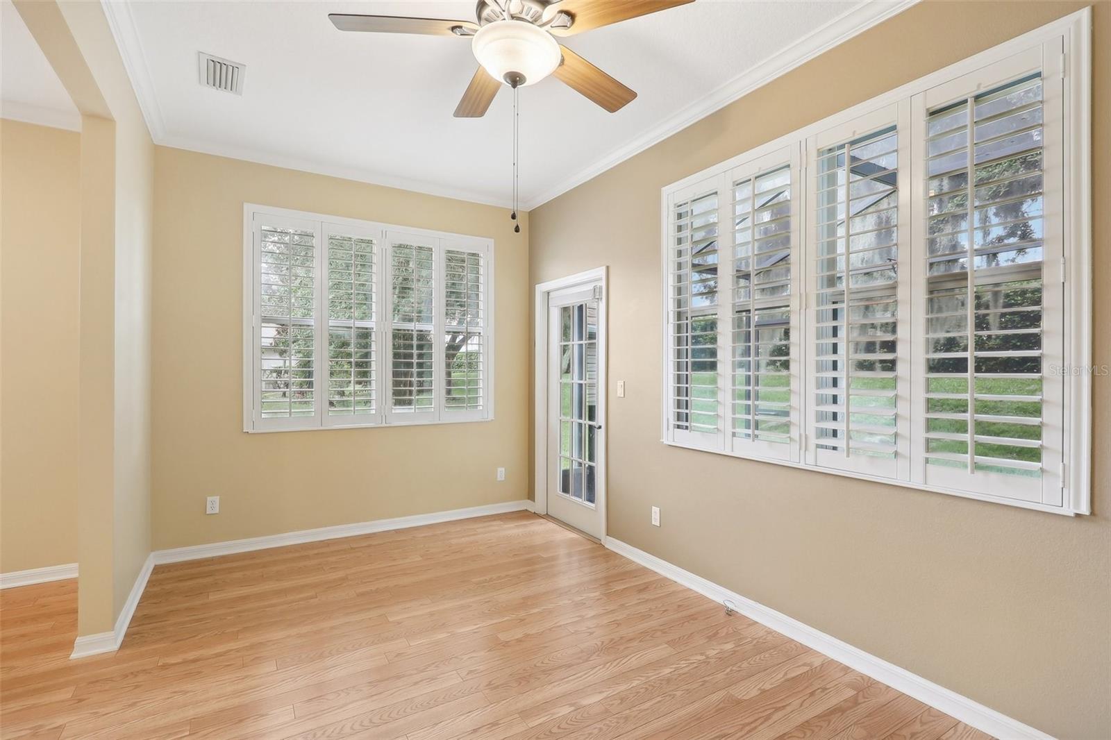TAVARES ROYAL HARBOR PH 02 LT 179 - Residential