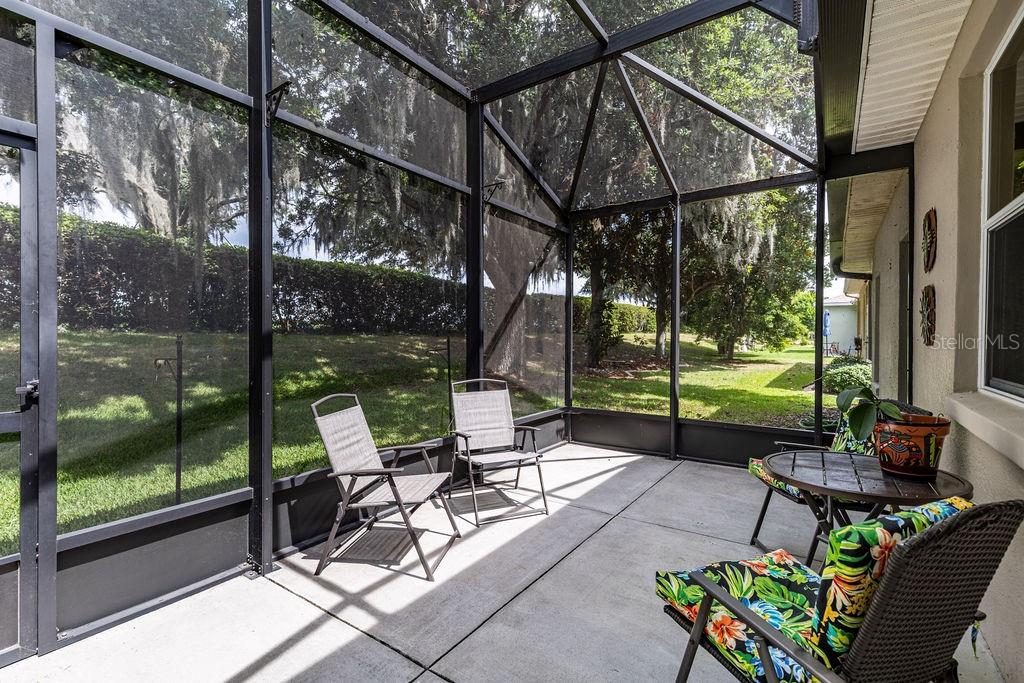 TAVARES ROYAL HARBOR PH 02 LT 179 - Residential