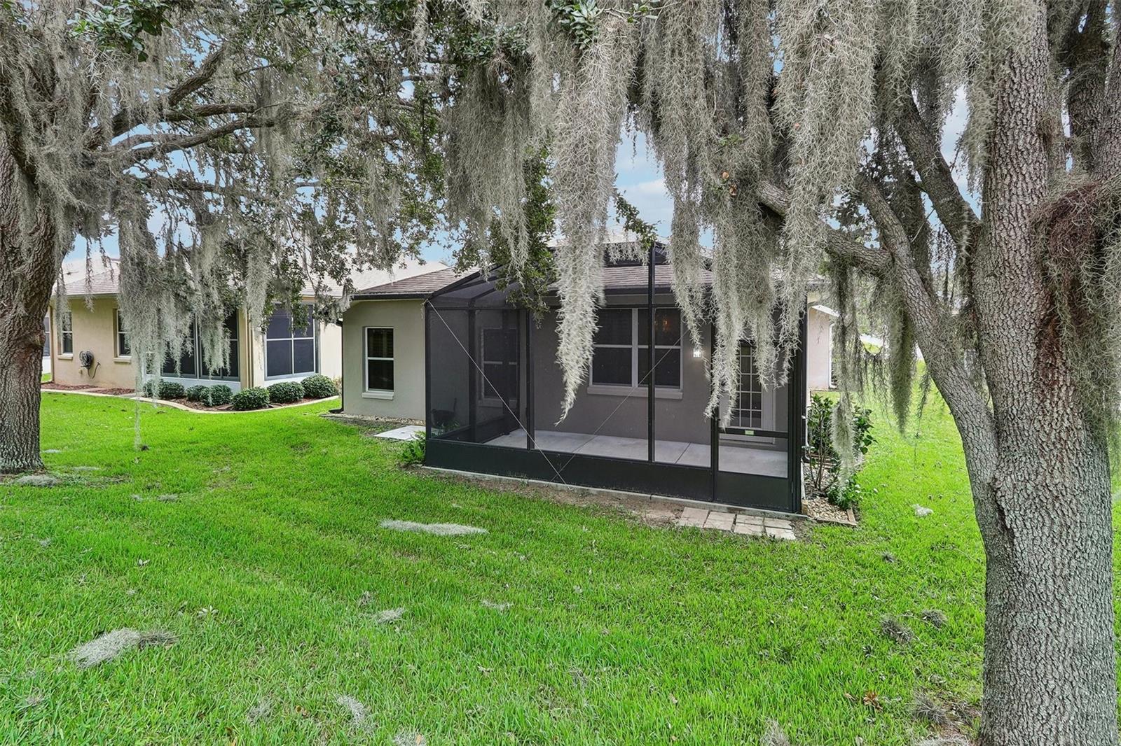 TAVARES ROYAL HARBOR PH 02 LT 179 - Residential