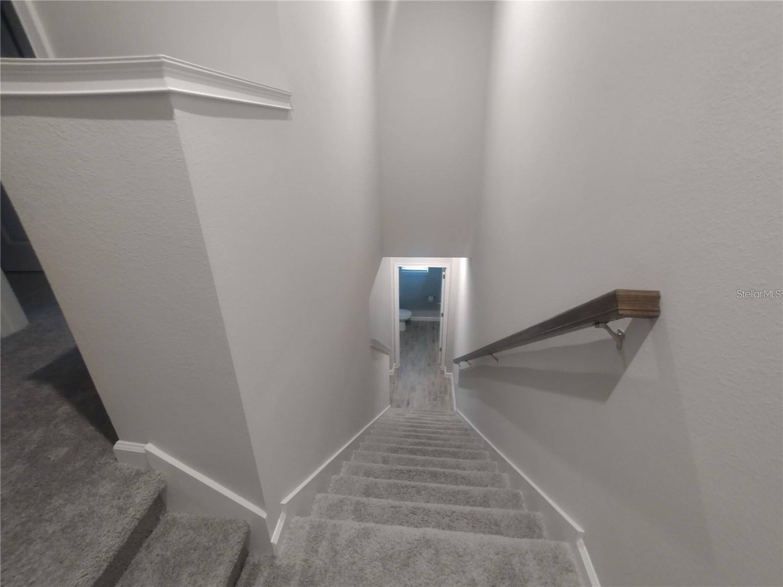 VOLANTI - Residential Lease