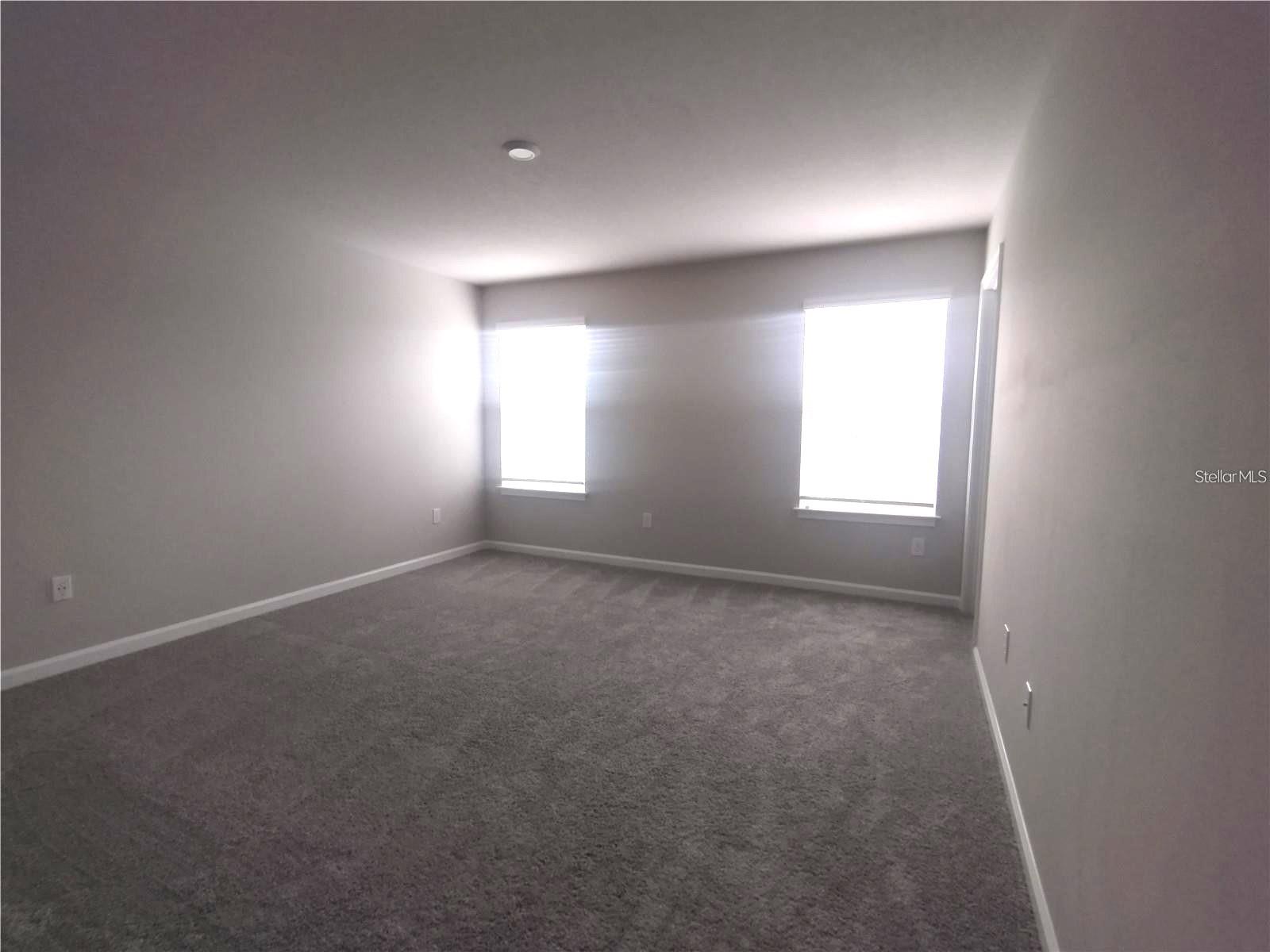 VOLANTI - Residential Lease
