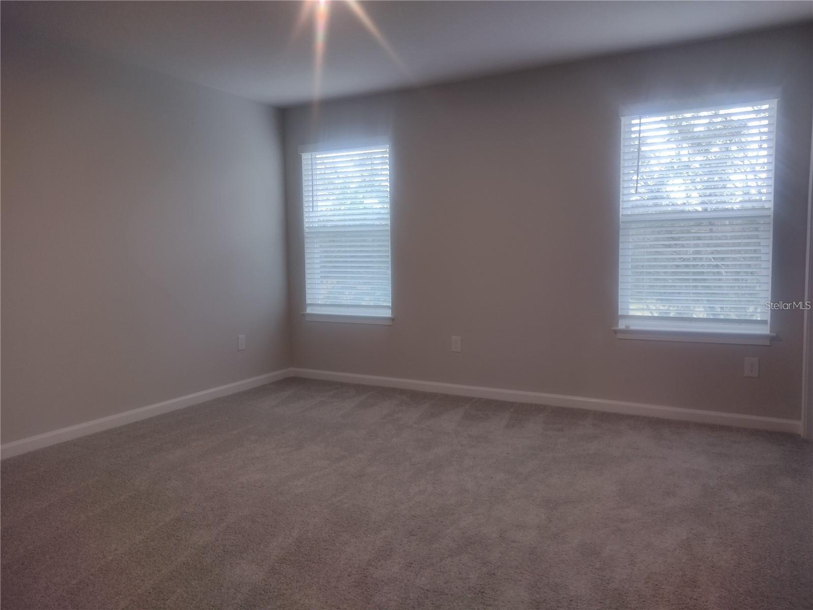 VOLANTI - Residential Lease