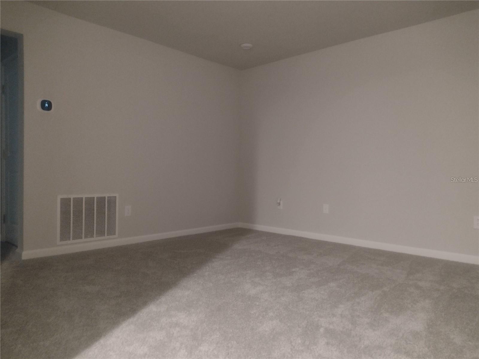 VOLANTI - Residential Lease