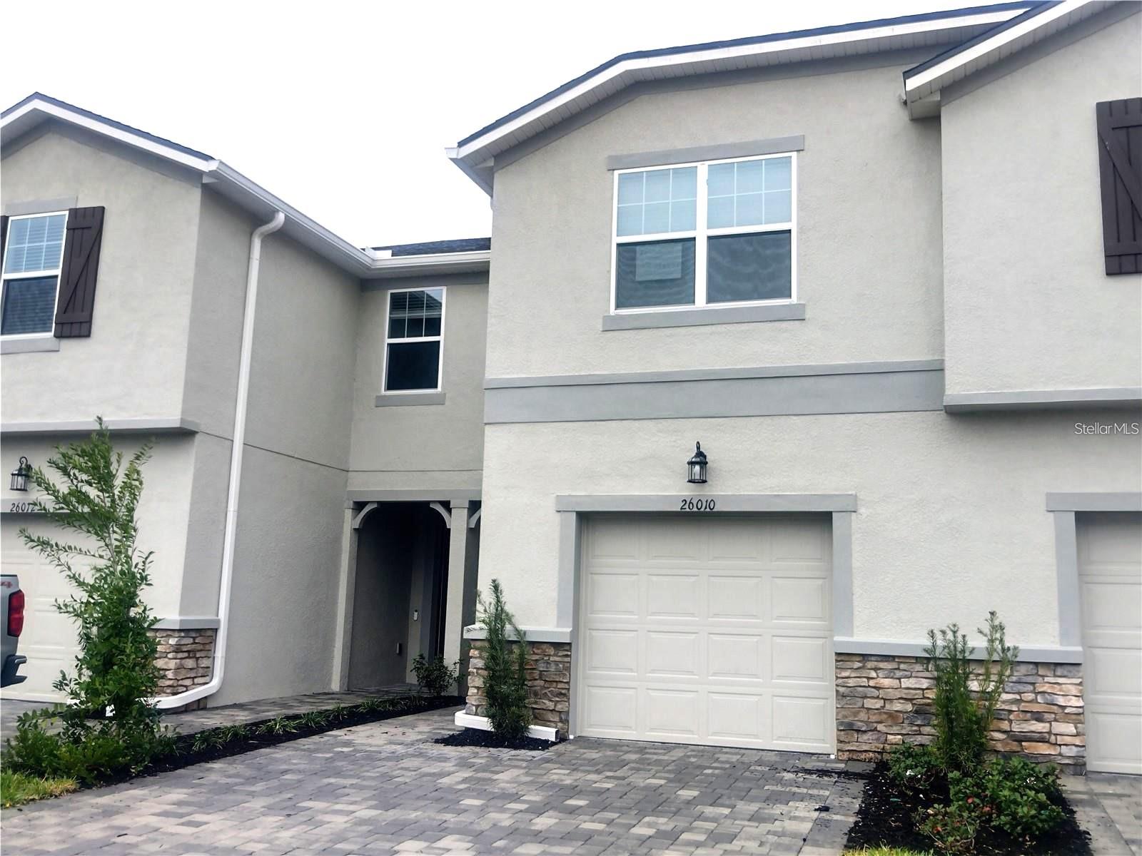 VOLANTI - Residential Lease