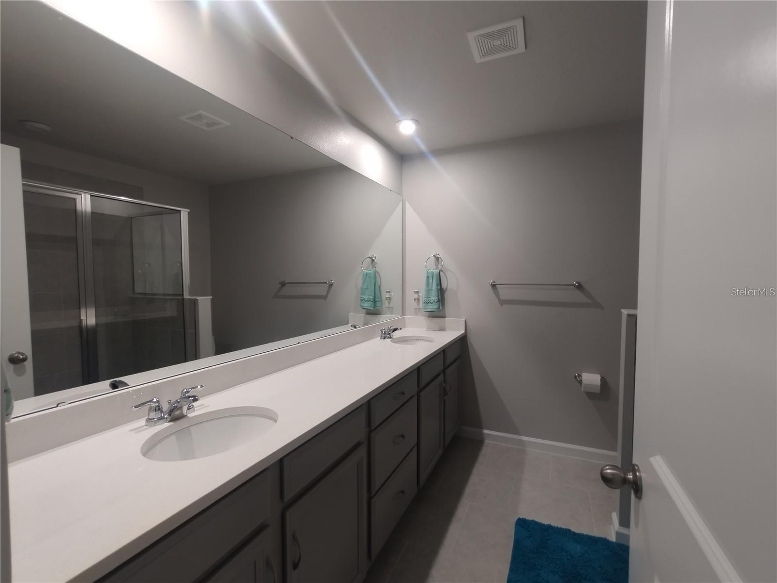 VOLANTI - Residential Lease