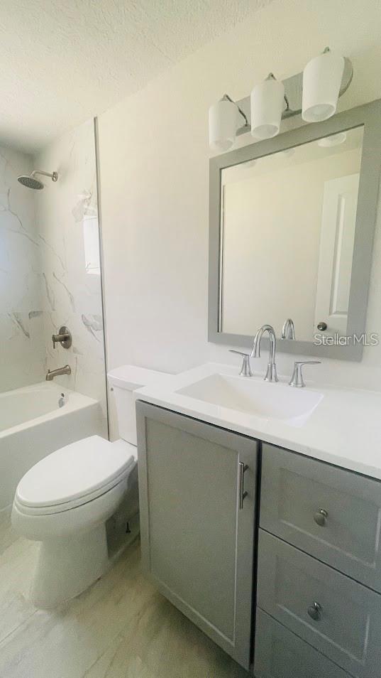 FLA DEV CO SUB - Residential Lease