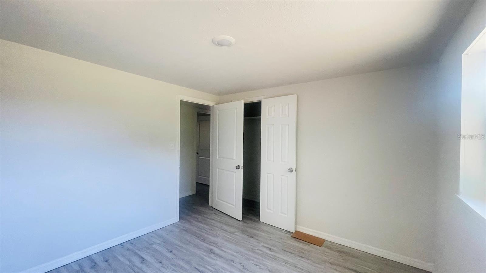 FLA DEV CO SUB - Residential Lease