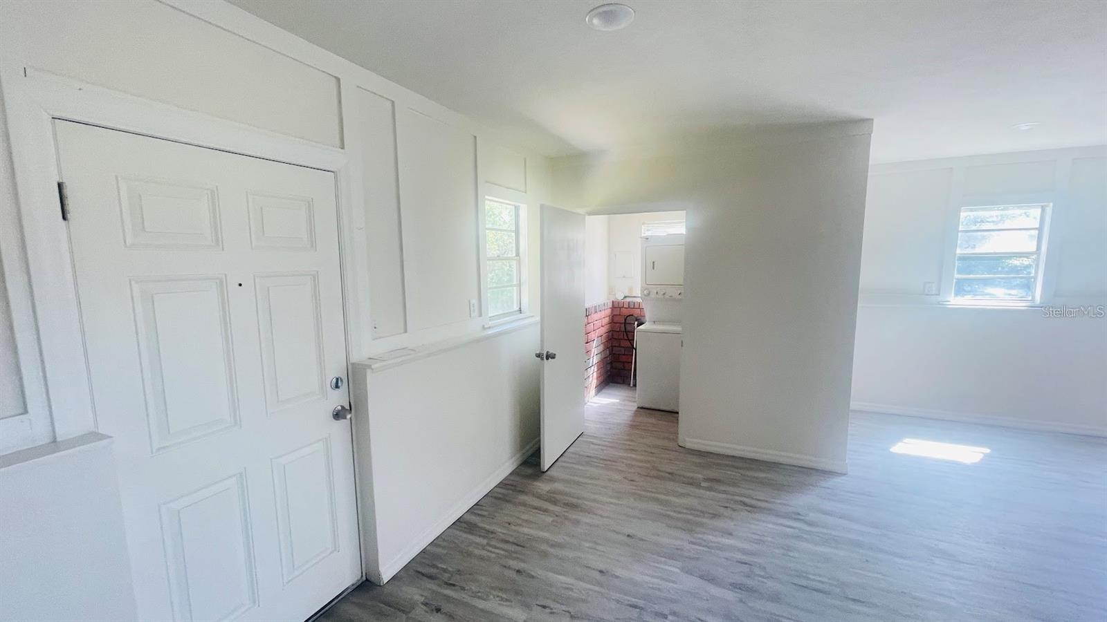 FLA DEV CO SUB - Residential Lease