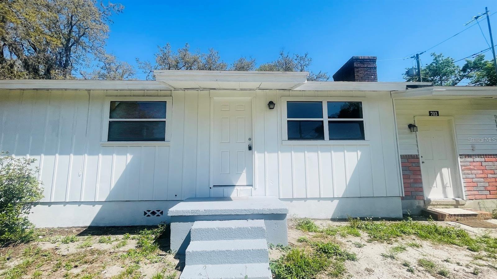 Welcome to this charming 3-bedroom, 1-bathroom house located in Davenport, FL. This cozy home features a washer/dryer in-unit, perfect for your laundry needs. With no HOA, you have the freedom to make this 1.18-acre property your own. Privacy lovers will appreciate the secluded feel of this property, offering a peaceful retreat from the hustle and bustle of everyday life. Don't miss out on the opportunity to make this house your new home!