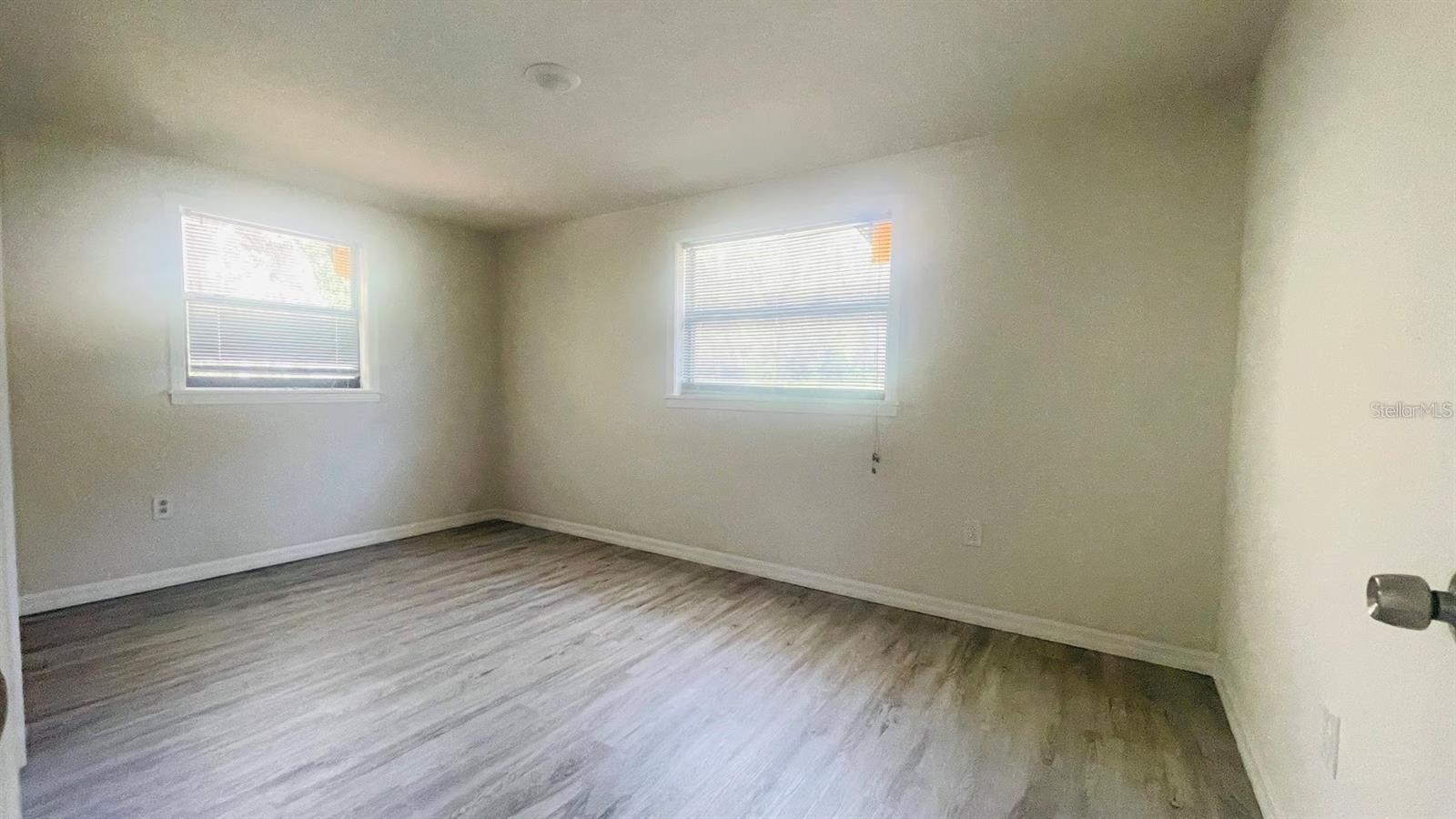 FLA DEV CO SUB - Residential Lease