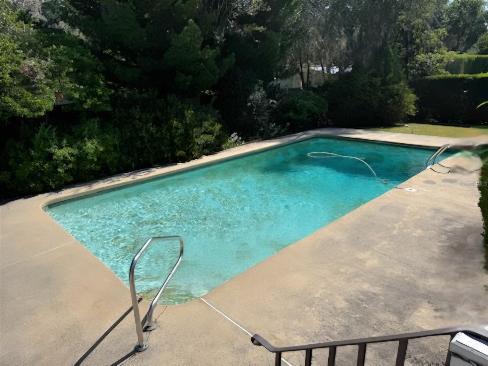 PALM TERRACE - Residential