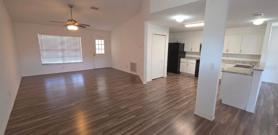 DEANS LANDING AT SHEFFIELD FOREST - Residential