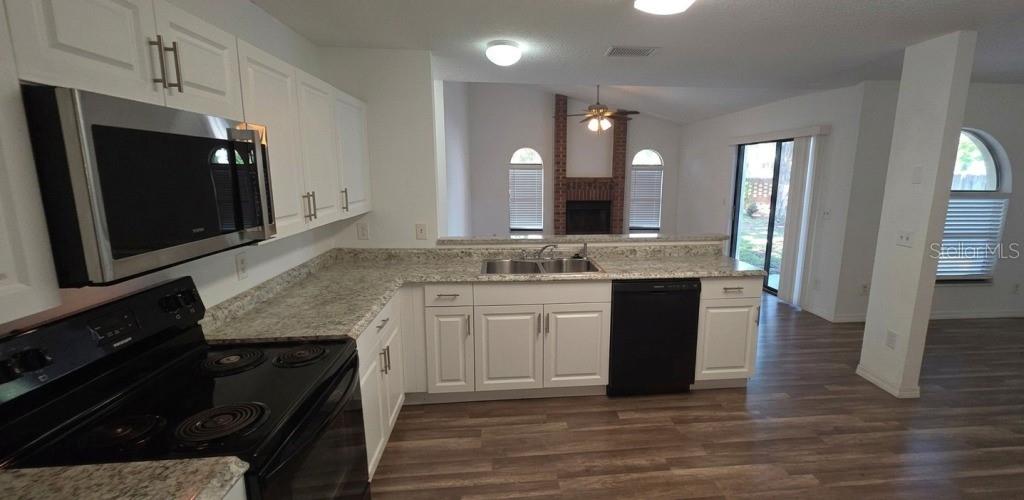 DEANS LANDING AT SHEFFIELD FOREST - Residential