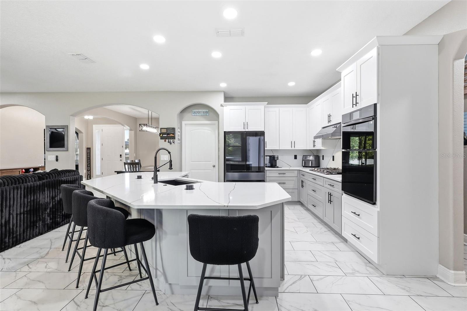 LAKE BATON ESTATES - Residential