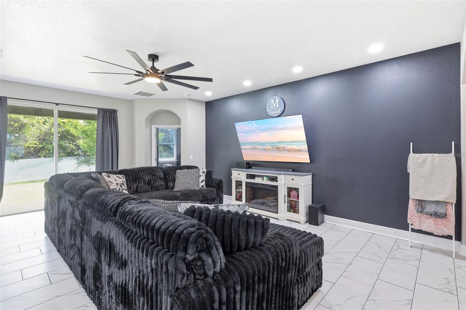 LAKE BATON ESTATES - Residential