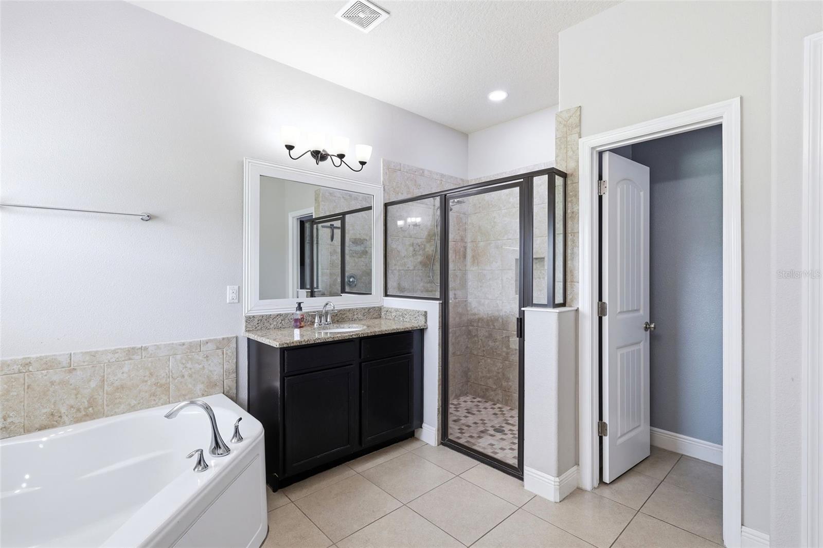 LAKE BATON ESTATES - Residential