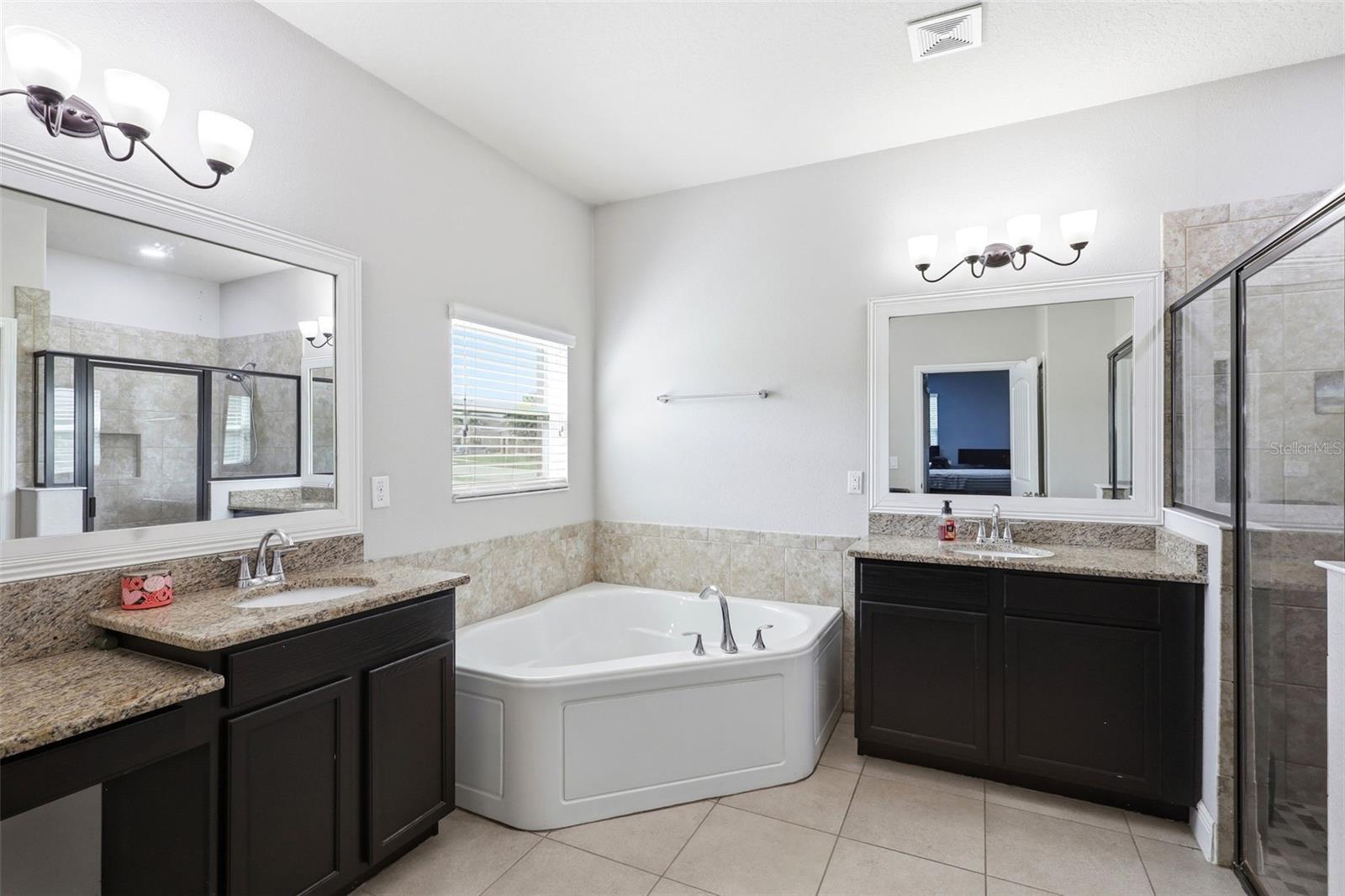 LAKE BATON ESTATES - Residential