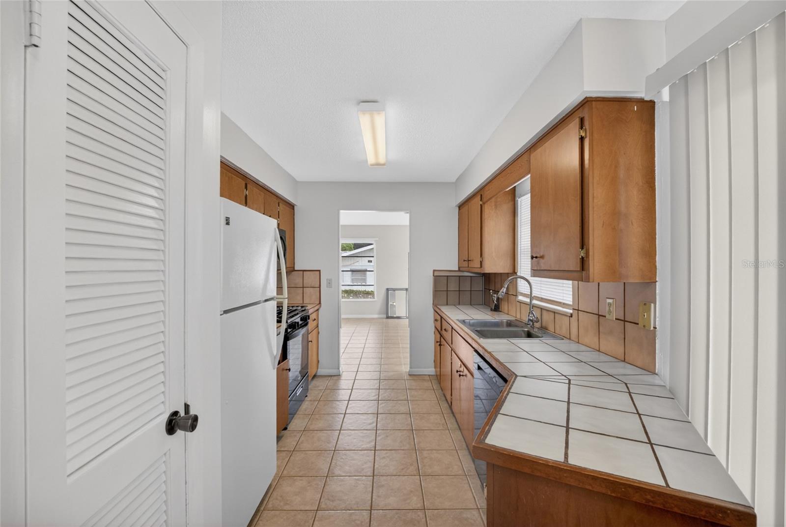 SILVER SPGS SHORES - Residential