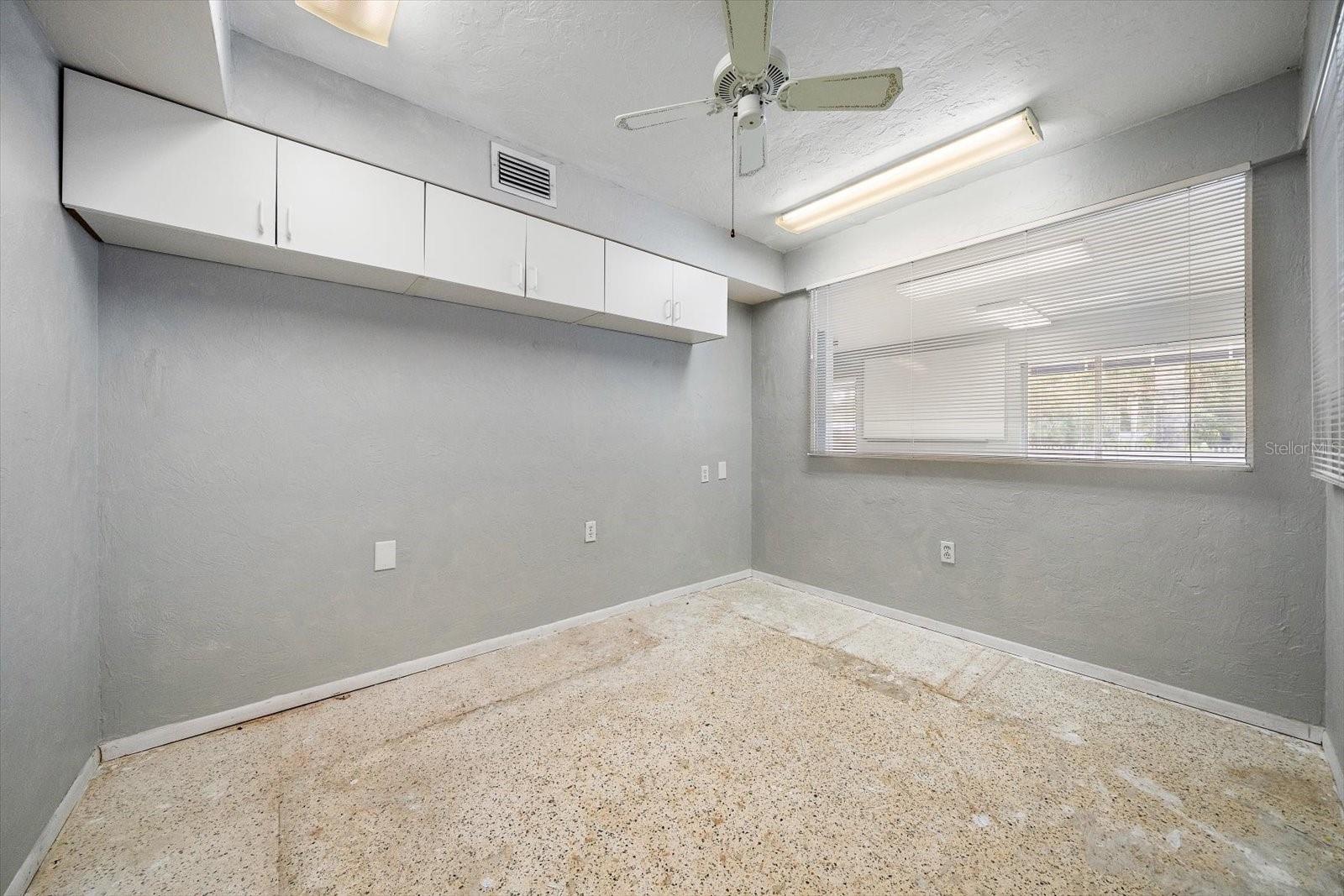 SARASOTA SPGS - Commercial Sale