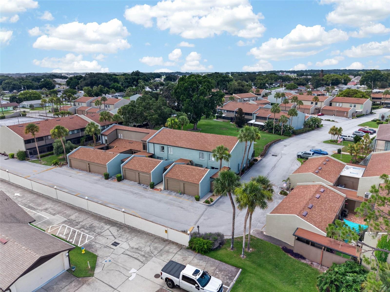CASA DEL SOL CONDO VILLAGE PH 01 - Residential