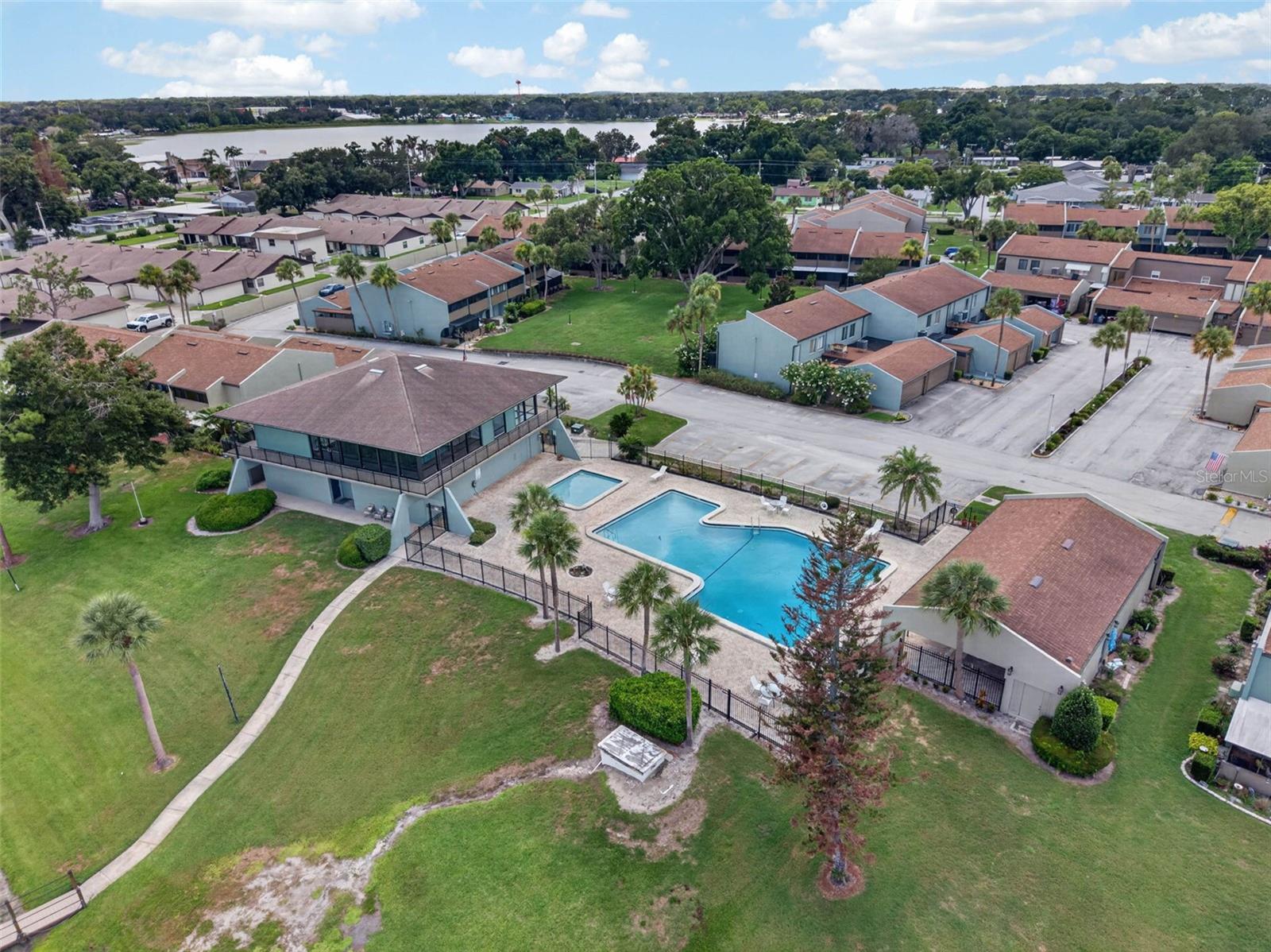 CASA DEL SOL CONDO VILLAGE PH 01 - Residential