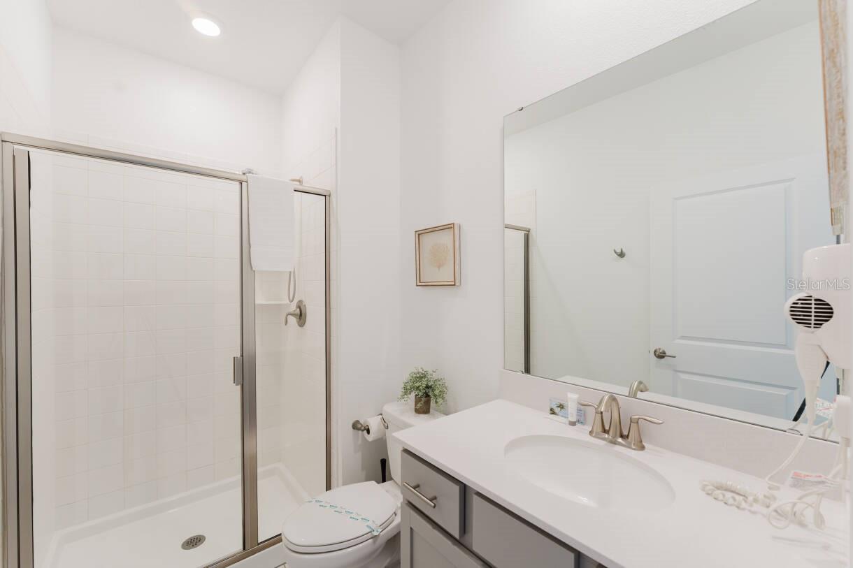 COVE AT STOREY LAKE 4 - Residential Lease