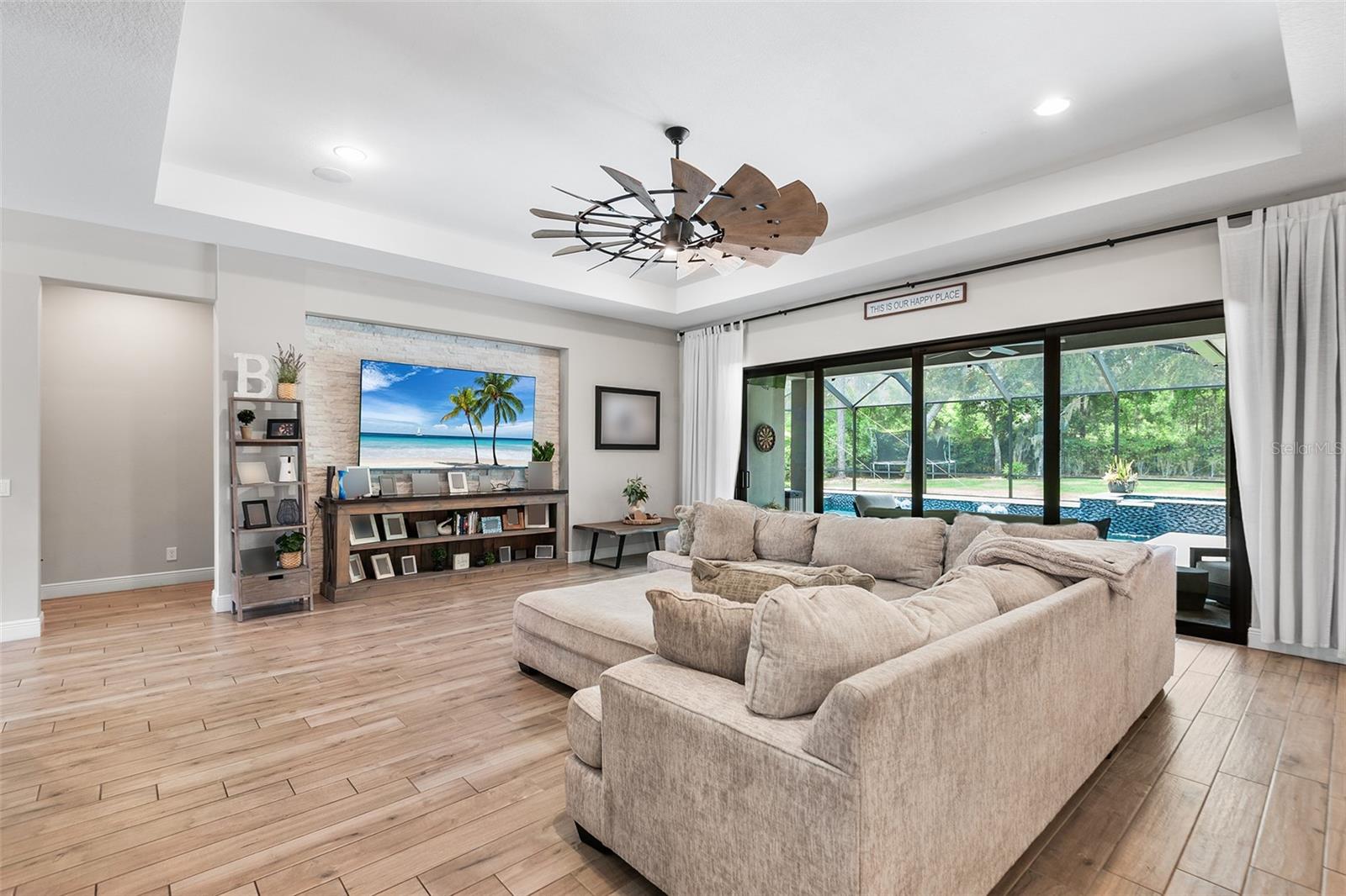 PRESERVE AT FISHHAWK RANCH PHA - Residential