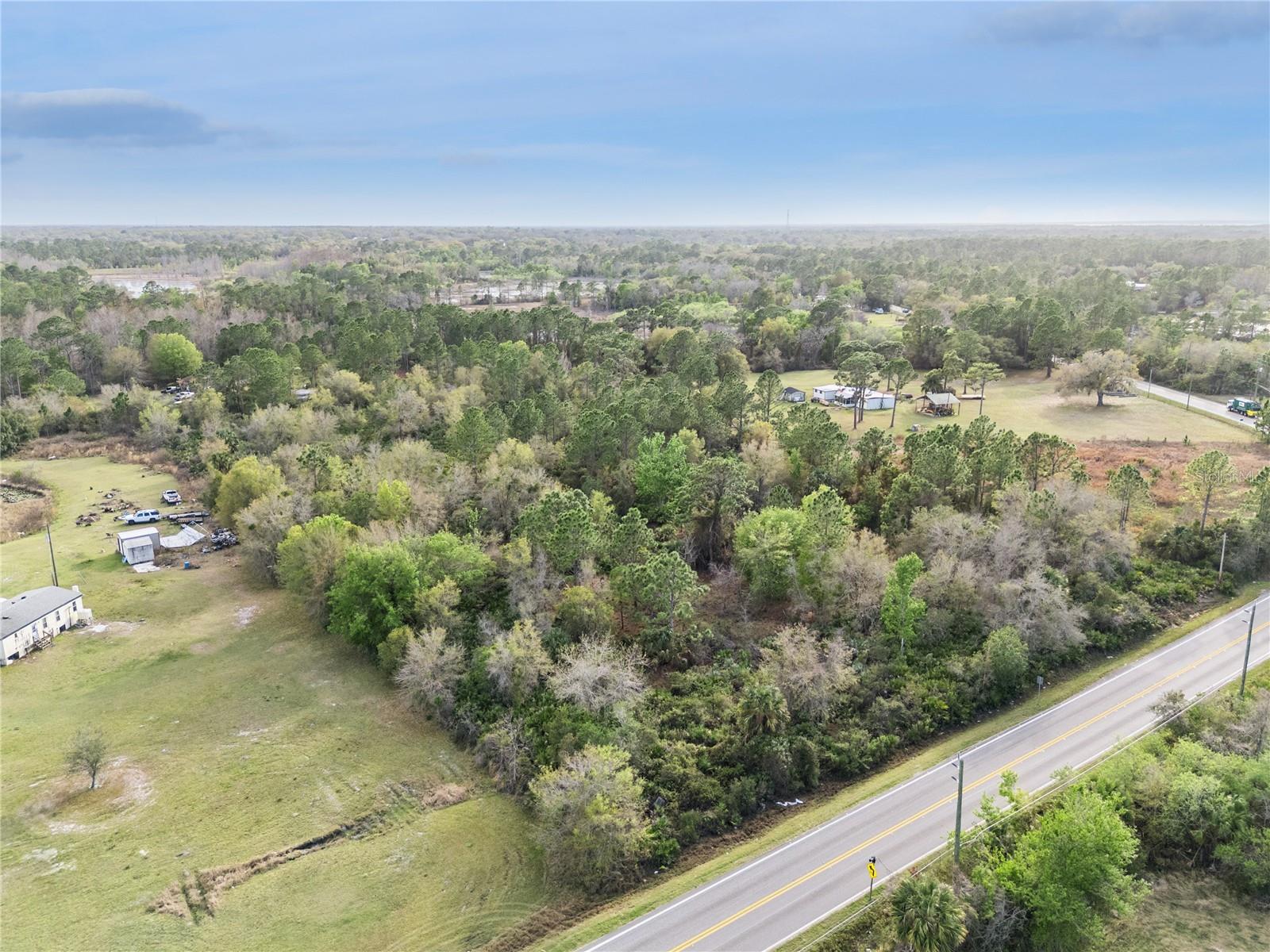 LAKE HARNEY ESTATES 5 ACRE DEV 256 PARCELS - Land