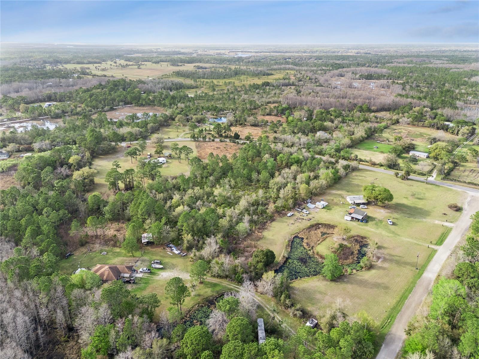 LAKE HARNEY ESTATES 5 ACRE DEV 256 PARCELS - Land