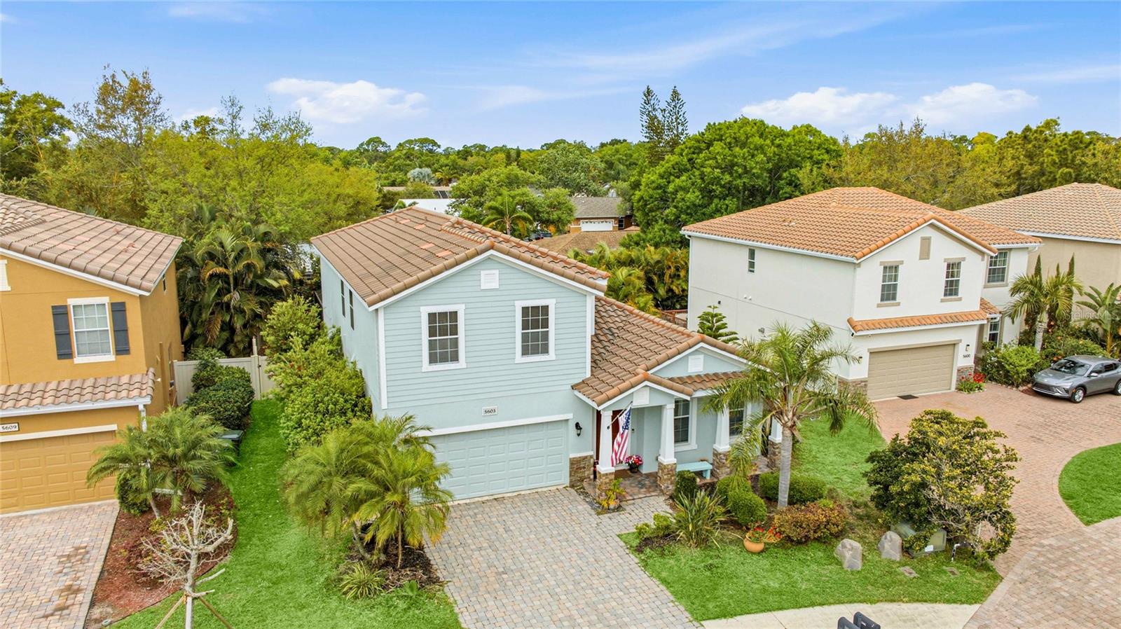 OAK VISTAS - Residential